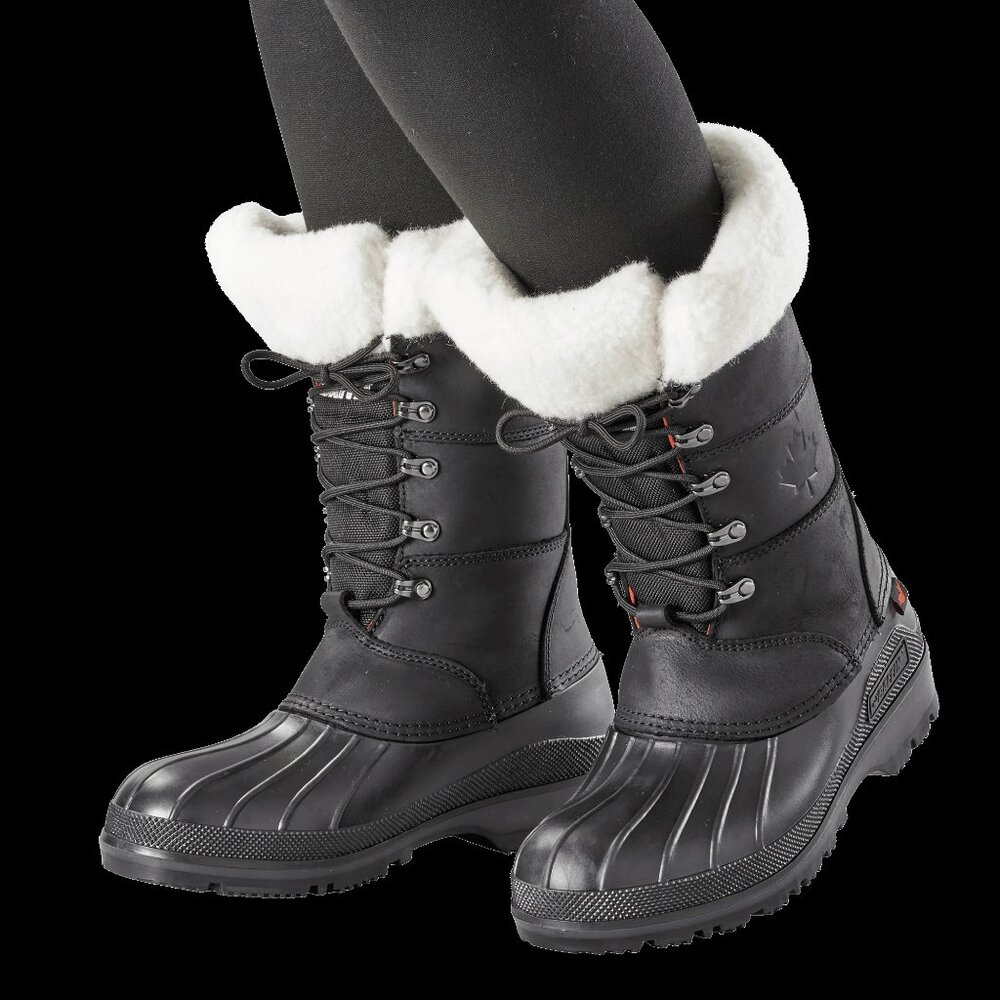 NWT Baffin MAPLE LEAF Women's Boot size 10